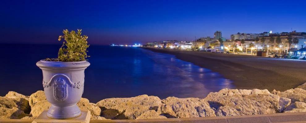 Carihuela Beach Pool Garage Wifi Торемолинос Екстериор снимка